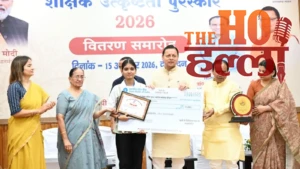 Uttarakhand News : CM के हाथों पुरस्कृत हुए मेधावी छात्र, प्रधानाचार्य भी सम्मानित, शिक्षा में तकनीक और नवाचार पर धामी का जोर