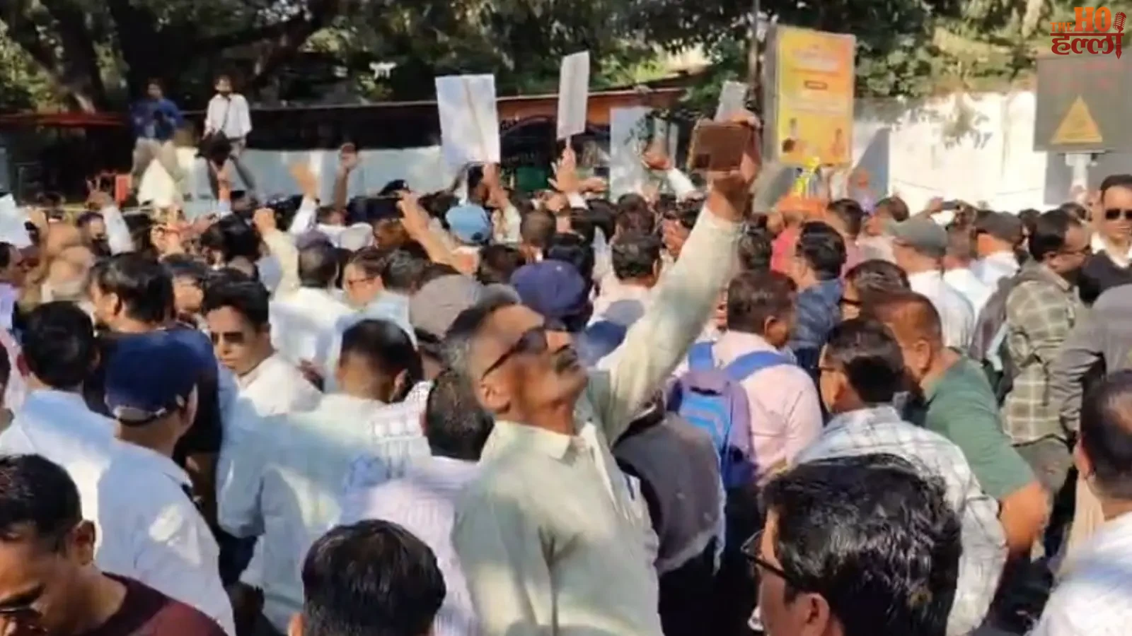 uttarakhand-primary-teachers-tet-exemption-protest