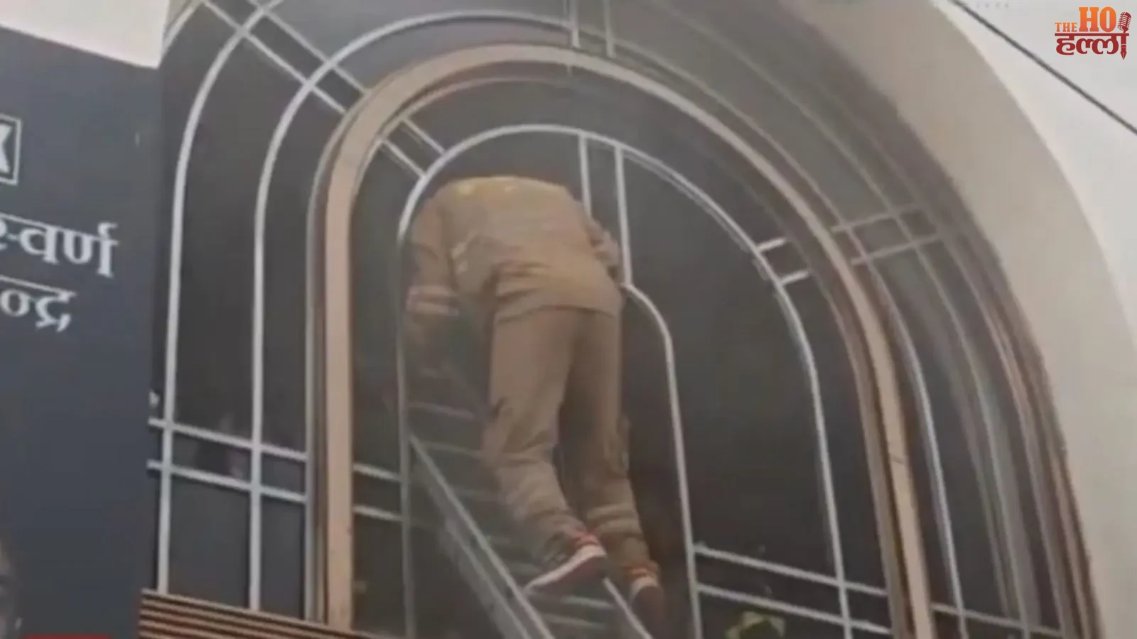 varanasi-fire-virat-complex-banaras-swarna-kala-kendra (2)