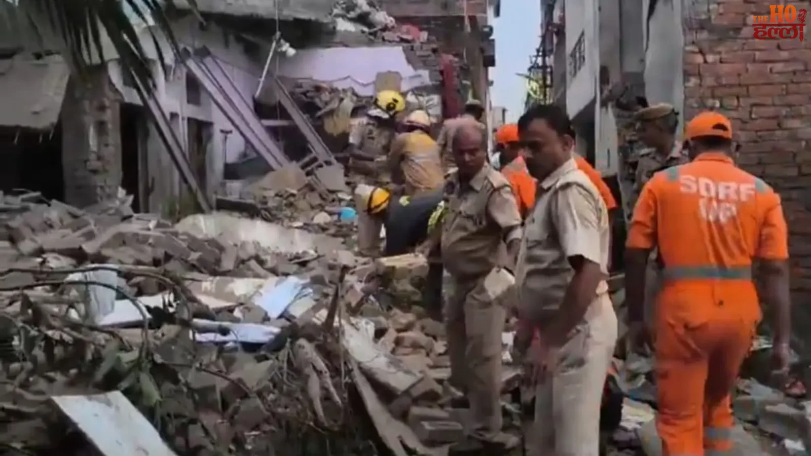 varanasi-sarnath-illegal-firecracker-factory-explosion-six-trapped (2)