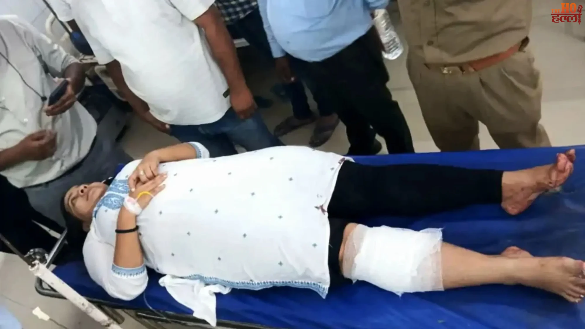 varanasi-sbi-bank-accidental-firing-woman-injured